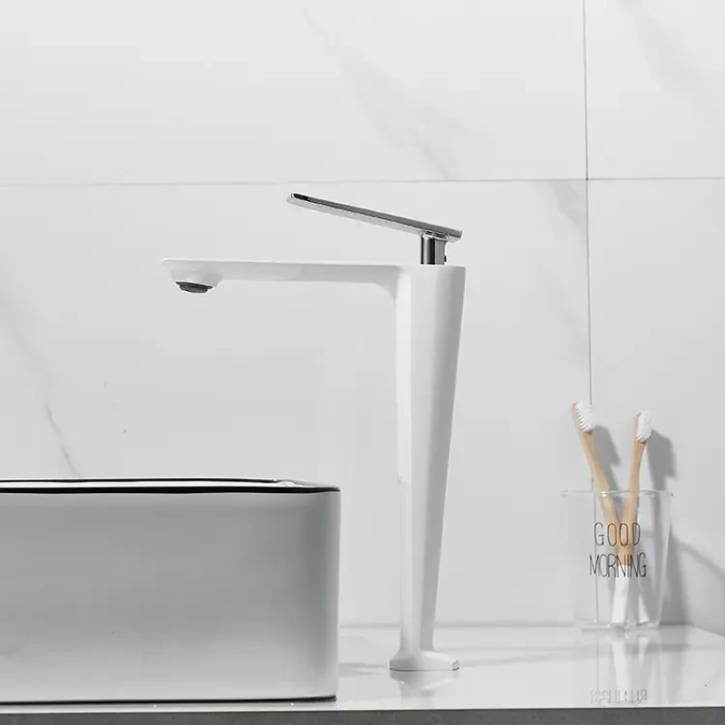 Змішувач латунний дизайнерський для умивальника одноважільний кран WanFan Білий Хром