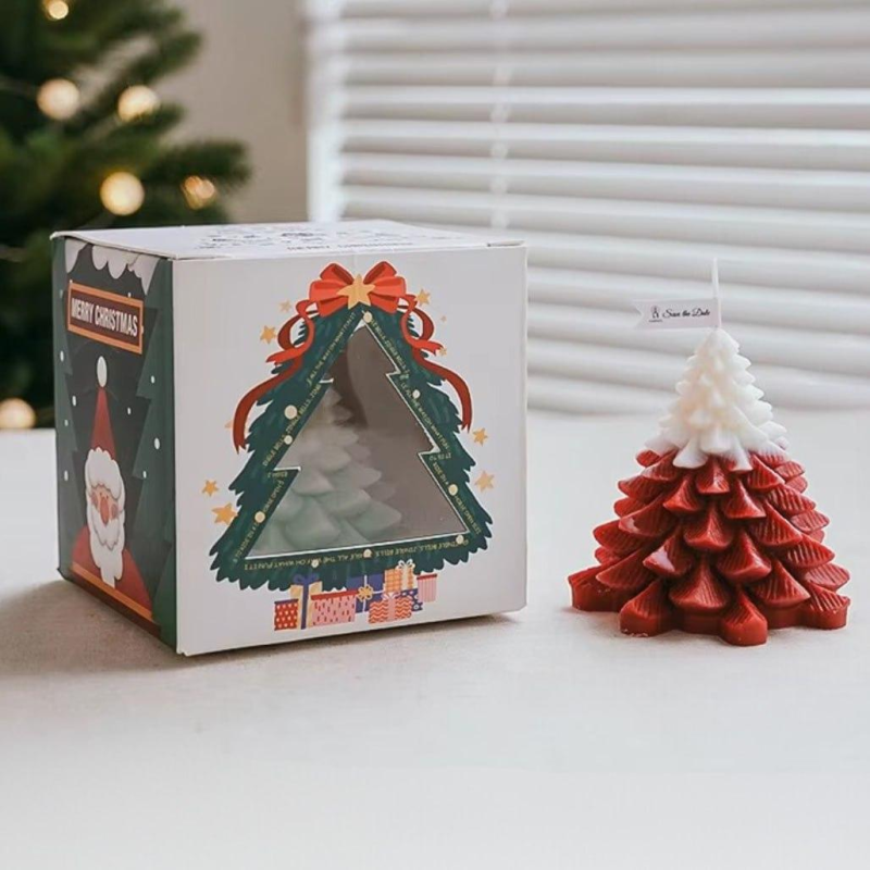 Свічка “Ялинка“ ручної роботи червоного кольору