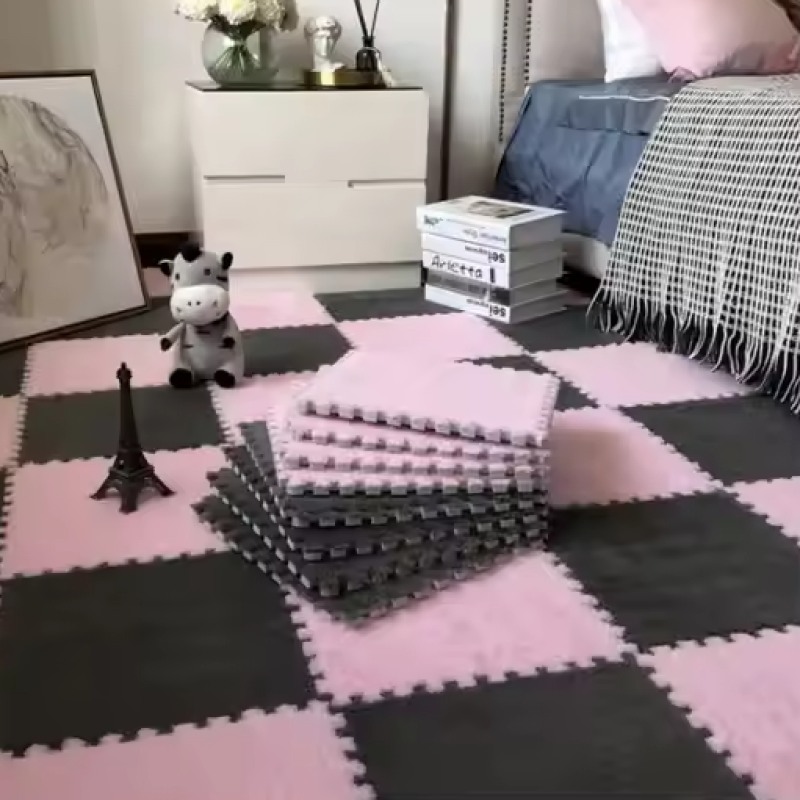 Килимок-пазл плюшевий, термокилимок, мат дитячий теплий 90*120см, 12 пазлів, колір рожевий
