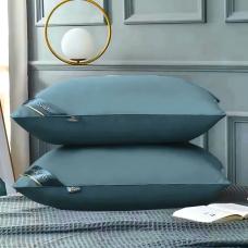 Подушка гіпоалергенна Hilton 74×48 см синя. Готельна якість для дому та готелів, 700 г, 100% поліестер