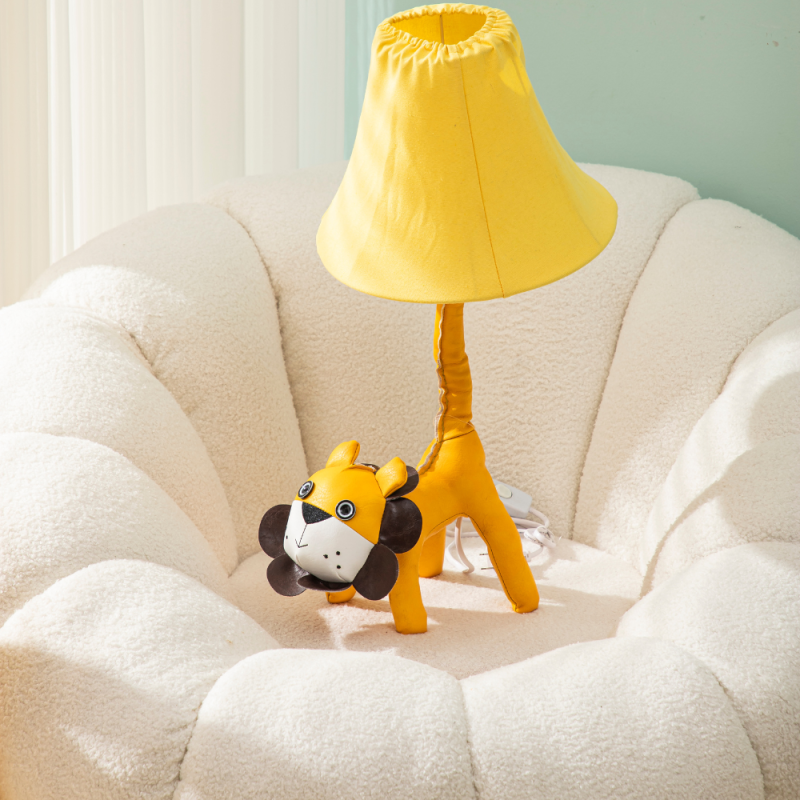 Світильник настільний в дитячу кімнату, лампа “Лев” в дитячу спальню на стіл, цоколь Е27, потужність 40W